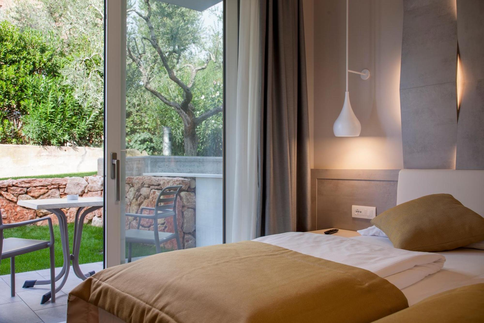 Hotel Villa Olivo Resort 3S Bardolino Ruang foto